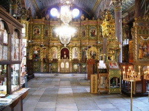 Özellikle 1840’larda yapılan ikonastasisiyle dikkat çeken Sveti Konstantin ve Elena Kilisesi’nin yanında bir de ikona galerisi var. 