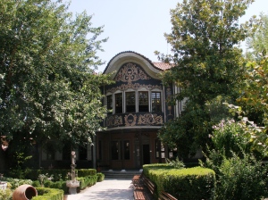   Etnografya Müzesi, Filibe’nin cephesi en güzel konaklarından birinde yer alıyor.